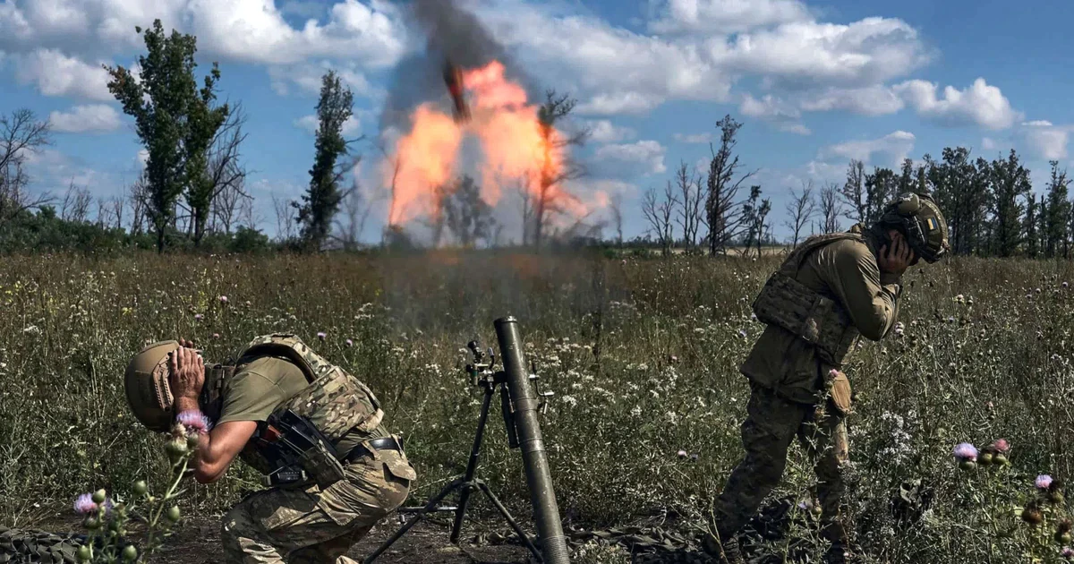 Ukraine tuyên bố sẵn sàng "đóng băng" chiến tuyến để tìm kiếm hòa bình với Nga