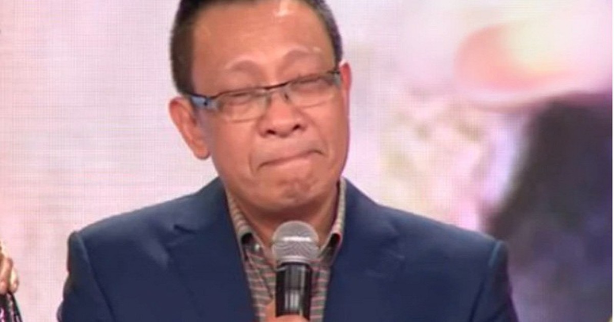 MC Lại Văn Sâm khóc nghẹn