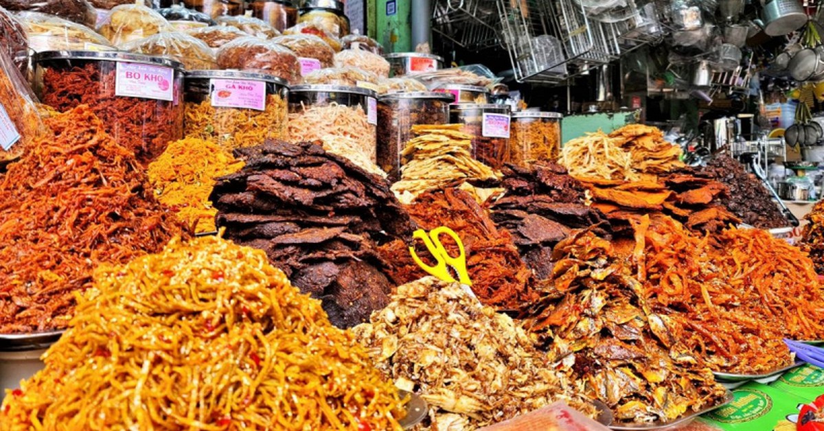 Bà chủ bách hóa nói thẳng: 4 loại đồ khô có giảm nửa giá cũng đừng ham, gặp thì cứ quay lưng mà đi