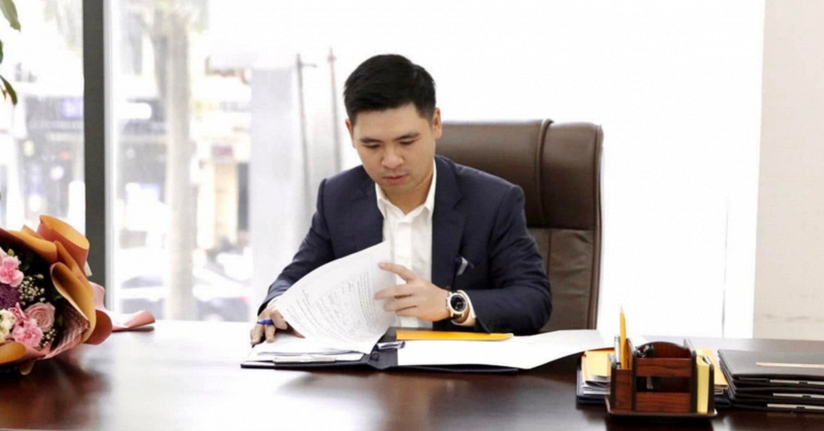 Người đàn ông ở Hà Nội sở hữu hơn 1,4 nghìn tỷ, sống trong căn biệt thự 6 tầng với vợ Hoa hậu