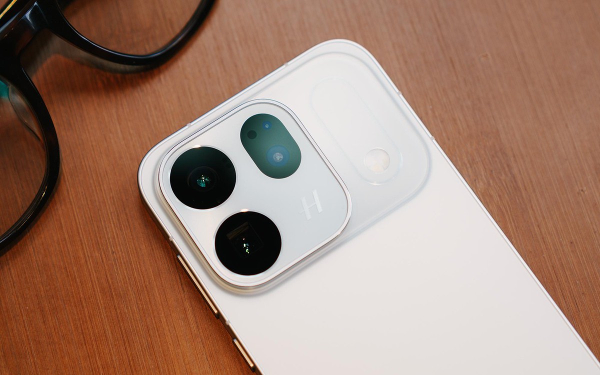 OPPO lấy cảm hứng từ mắt người để định nghĩa lại nhiếp ảnh di động trên Find X10 Series