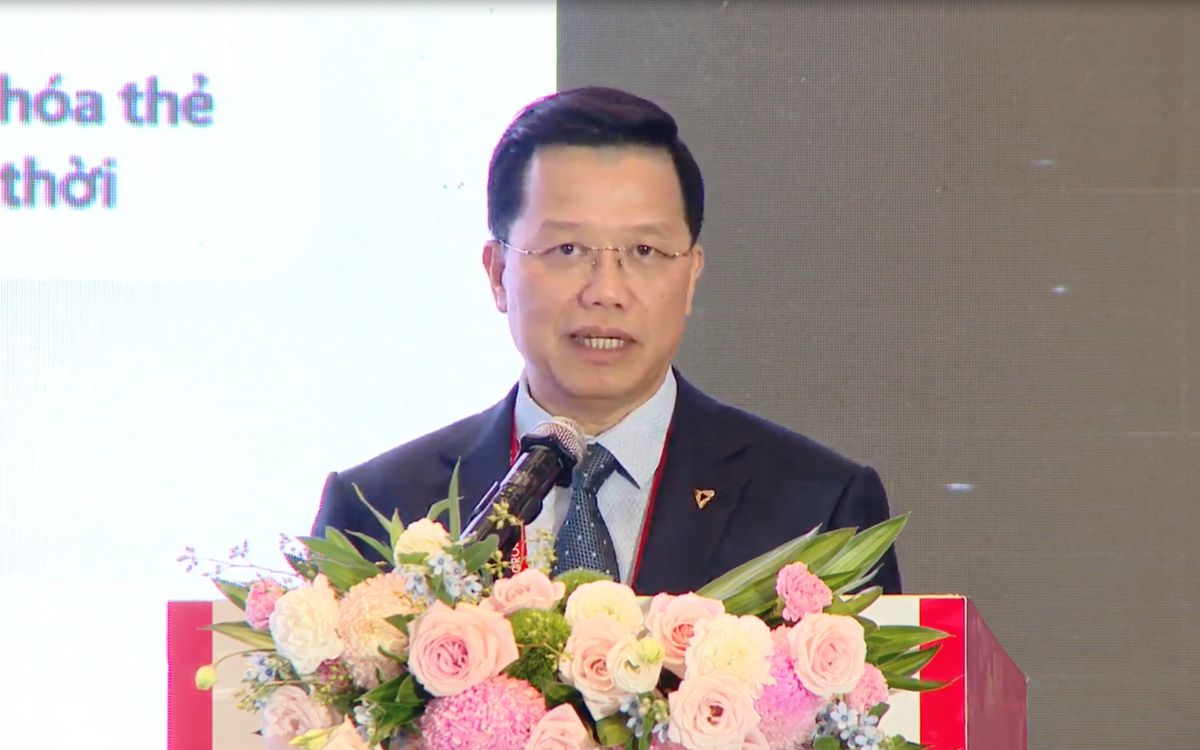 CEO TPBank Nguyễn Hưng: Ngân hàng 18 triệu khách nhưng chỉ 0,5% giao dịch còn ra quầy