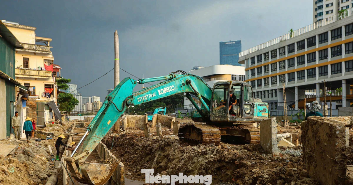 Đường nối Phạm Hùng - Lê Đức Thọ thi công trở lại sau 9 năm