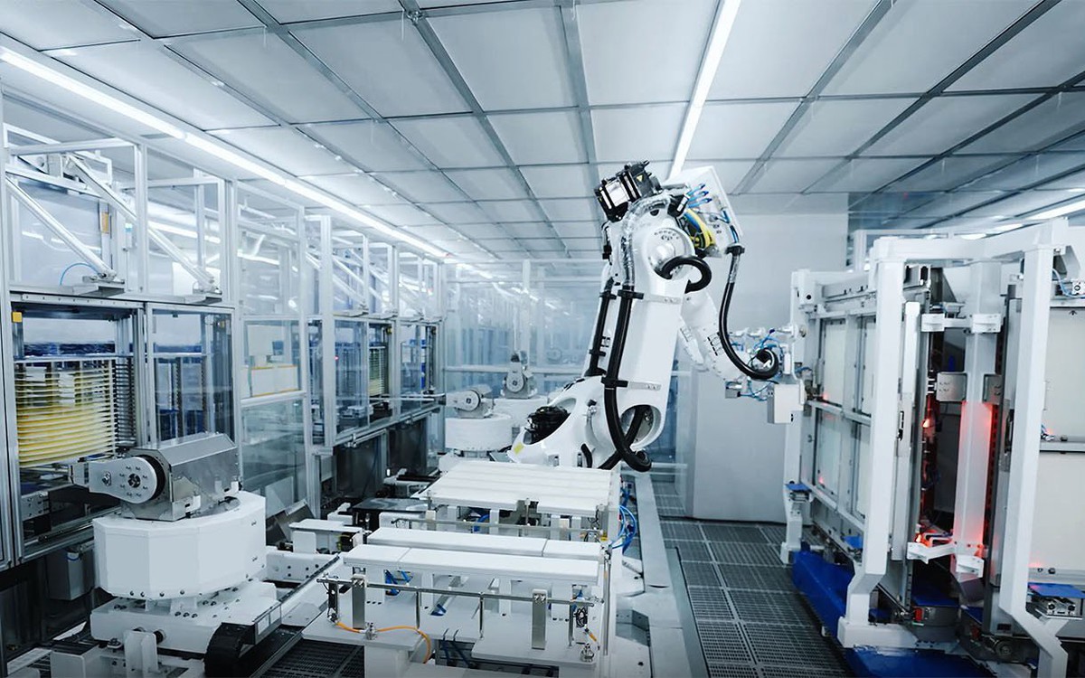 Nhà cung cấp kính cho Apple, Samsung, Tesla rót thêm 13.000 tỷ vào Việt Nam để xây nhà máy 5G