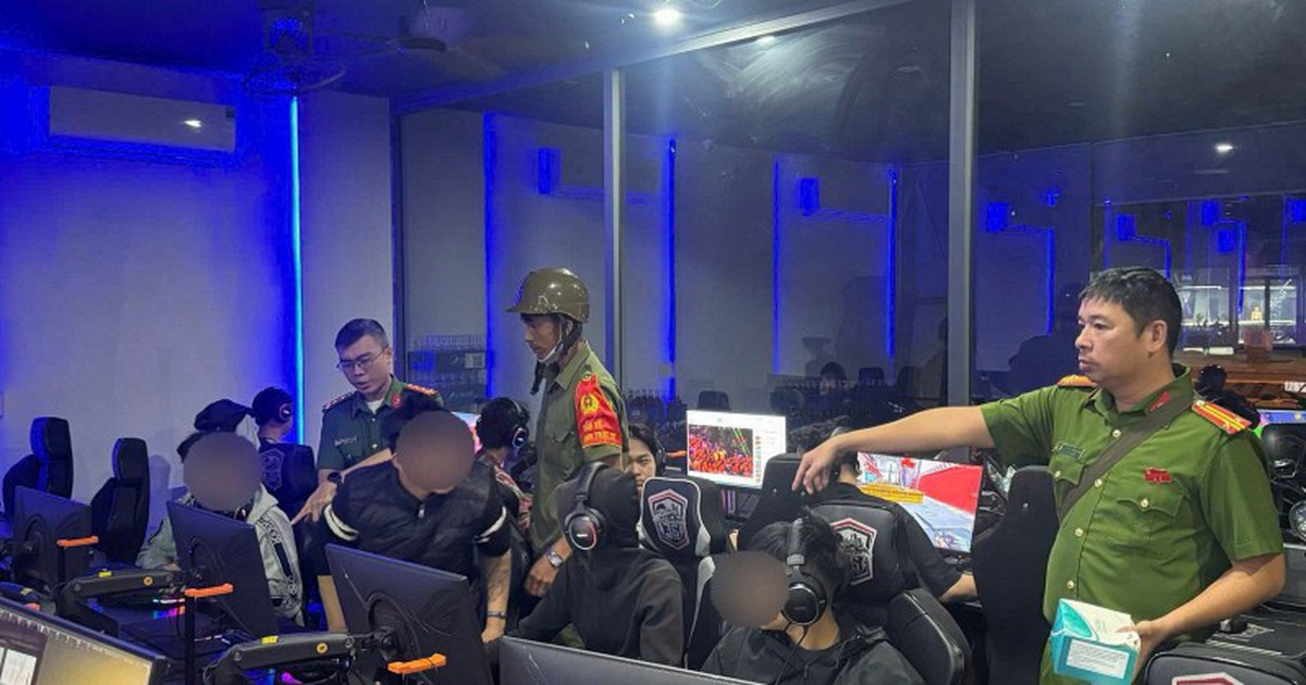 205 cán bộ công an đồng loạt ra quân lúc 4h sáng: Bất ngờ kiểm tra 112 người ở nhà trọ, quán internet,..
