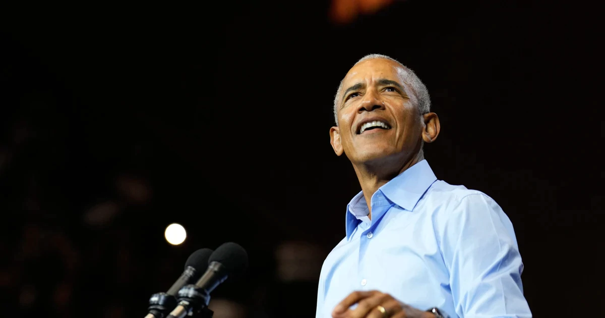 Ông Obama chỉ trích Tổng thống Trump, chê Nhà Trắng như ‘nhà hàng’