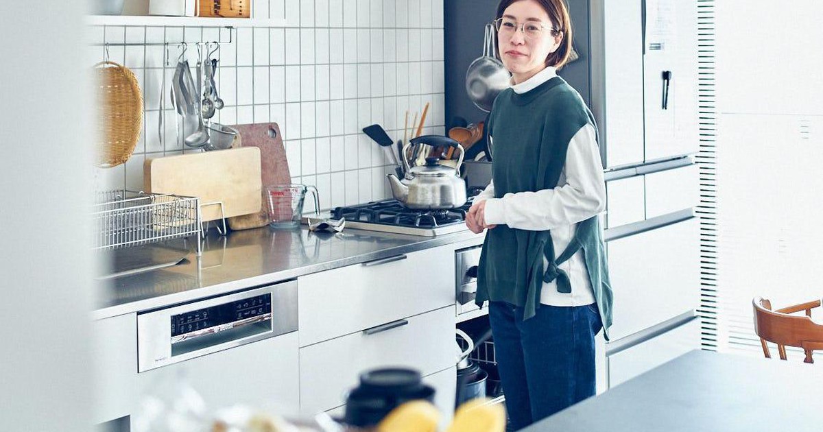 Dọn nhà một lần, tôi mới hiểu vì sao càng mua nhiều càng dễ thấy thiếu: 3 thay đổi giúp tiêu tiền tỉnh táo hơn