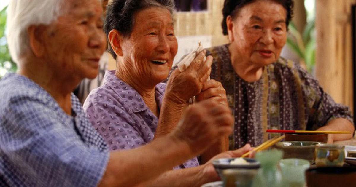 Trò chuyện với 263 người sống thọ nhất thế giới: Bỏ gì thì bỏ nhưng nhất quyết phải duy trì 9 thói quen!