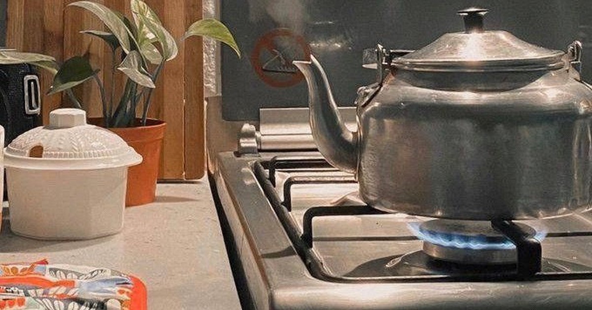 Lời khuyên đến những gia đình đun nước uống bằng bếp gas mỗi ngày