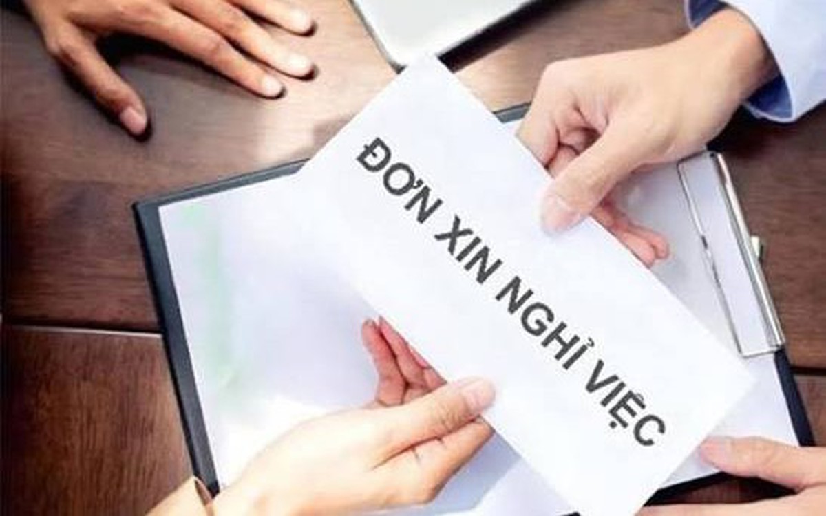 Hơn 1.000 cán bộ nhân viên tại một ngân hàng nghỉ việc, chiếm gần 30% tổng quy mô nhân sự