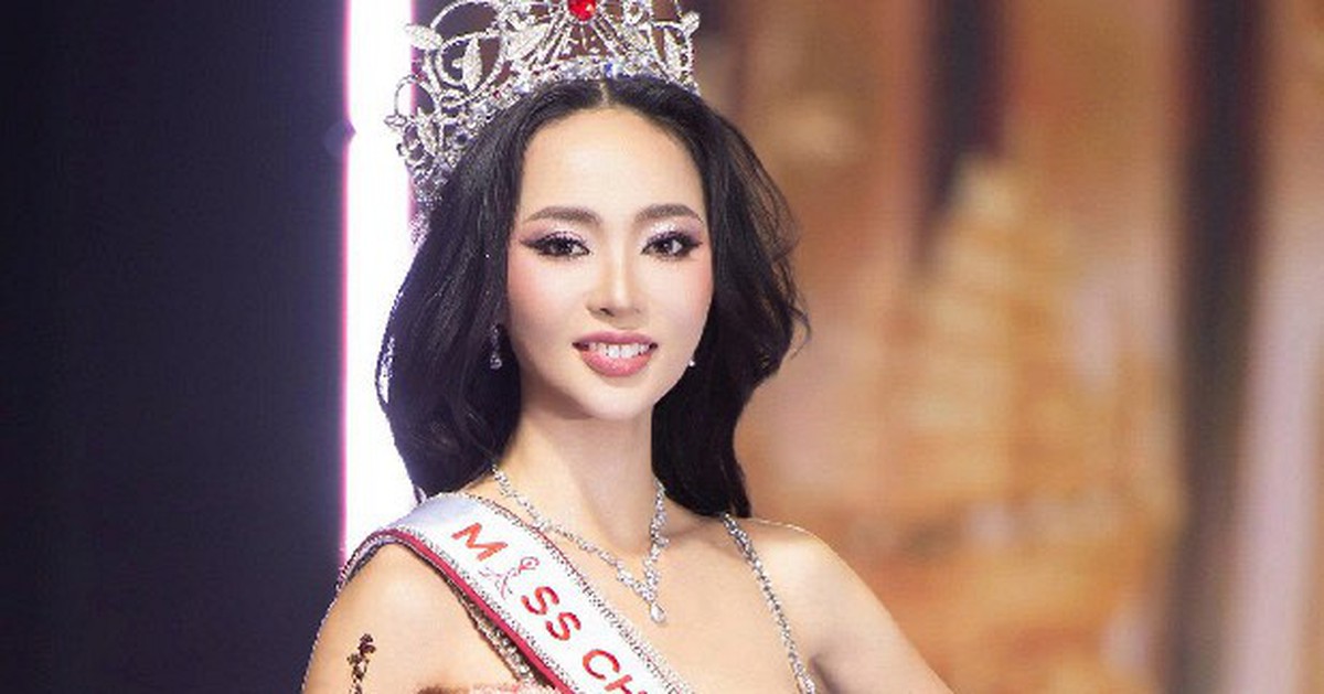 Tân hoa hậu cao 1,77m vừa làm MC song ngữ, điều hành công ty truyền thông, vừa theo học MBA và DBA tại Mỹ
