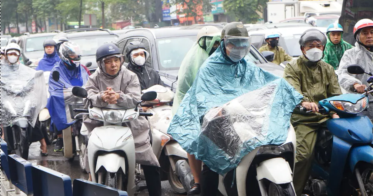 Dự báo khu vực từ Hà Tĩnh đến Đà Nẵng có nơi mưa trên 300 mm