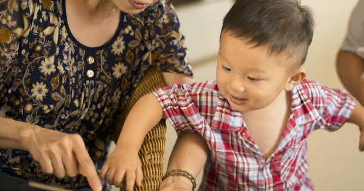 Lại xuất hiện một cách sống mới, có thể bắt gặp ở rất nhiều gia đình: Người già mệt mỏi cùng cực mà không biết than ai!