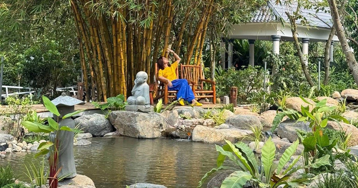 Nữ diễn viên sống trong biệt thự 1.000 m2 về Đồng Tháp xây khu sinh thái rộng gấp 50 lần