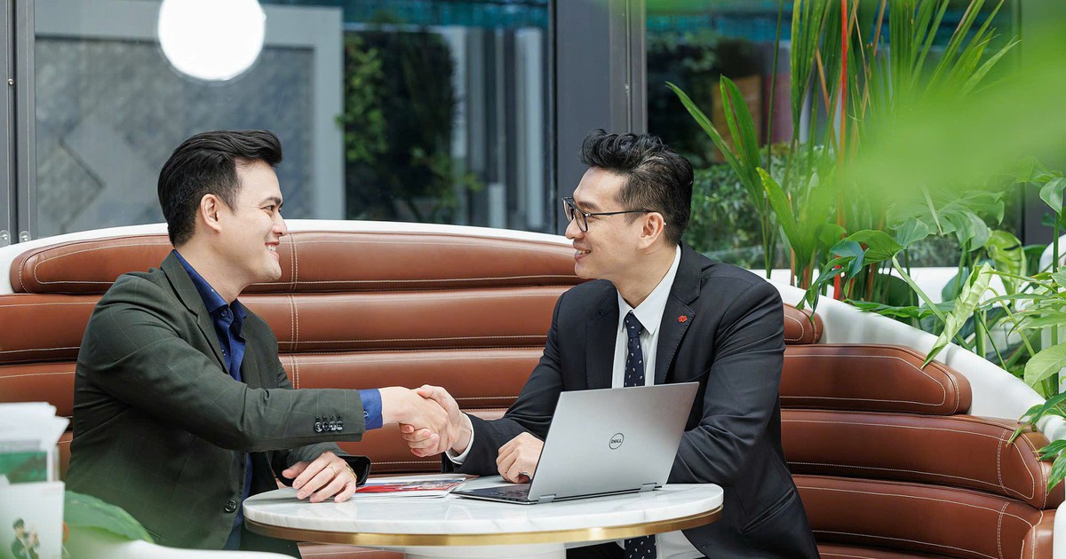 Fitch nâng xếp hạng tín nhiệm của Techcombank lên BB, đánh giá cao năng lực kiểm soát rủi ro và khả năng sinh lời