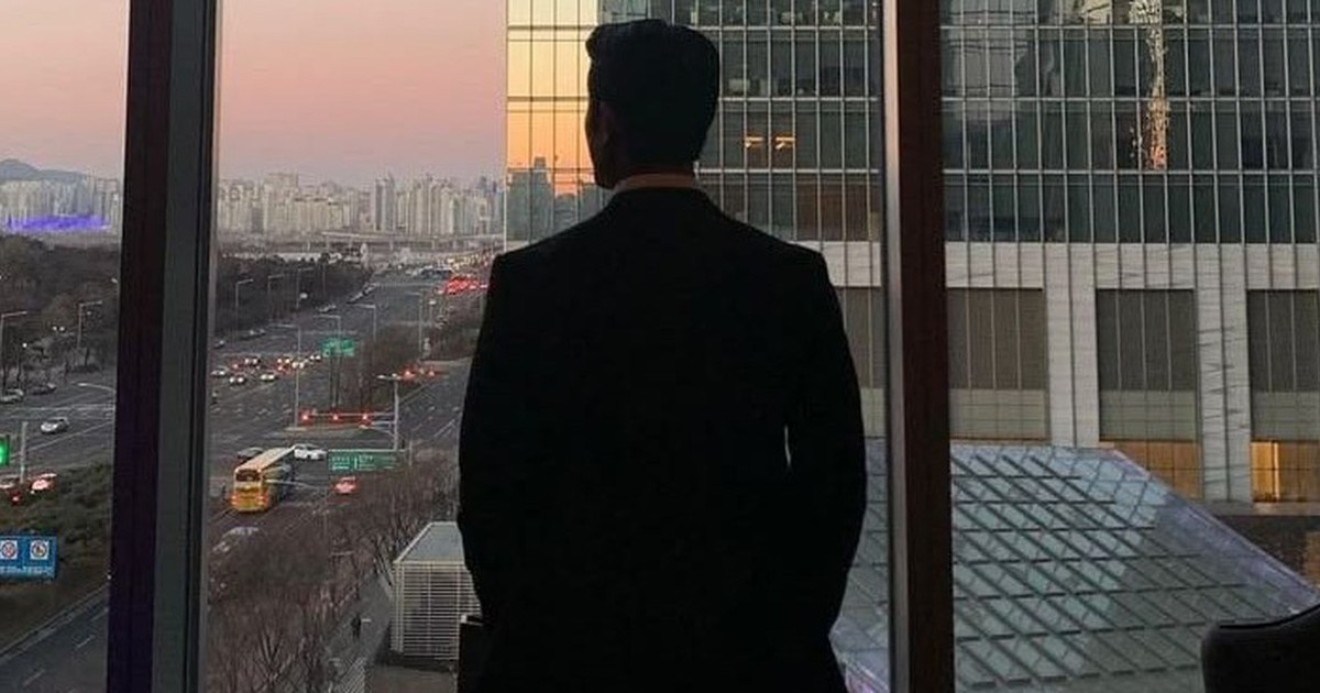 Một vị đại gia sở hữu khối tài sản 12.979 tỷ đồng nhưng chỉ được tiêu 140,4 triệu đồng/tuần