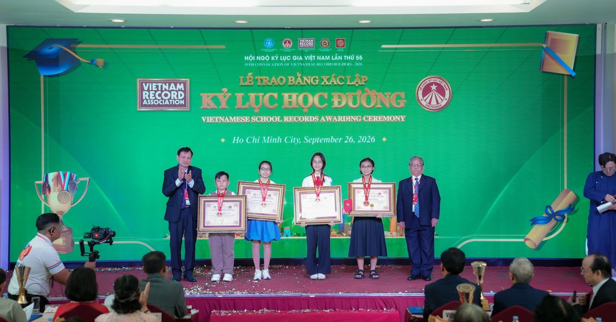 Việt Nam có học sinh mới lớp 1 đã lập kỷ lục đáng kinh ngạc: Hoàn thành 100 phép tính chỉ trong 36 giây, toàn số có 3 chữ số
