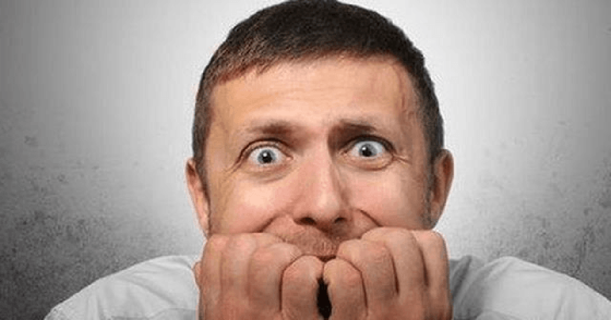 Một cổ phiếu bất ngờ "nằm sàn" 8 phiên liên tiếp, chuyện gì đang xảy ra?