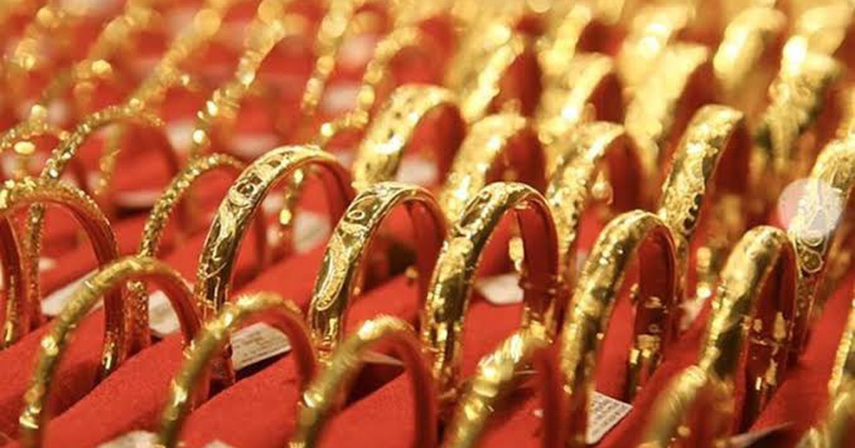 Giá vàng miếng, vàng nhẫn hôm nay (30/10) tại SJC, DOJI, Phú Quý, PNJ, Bảo Tín Minh Châu,....: Bao nhiêu một chỉ?