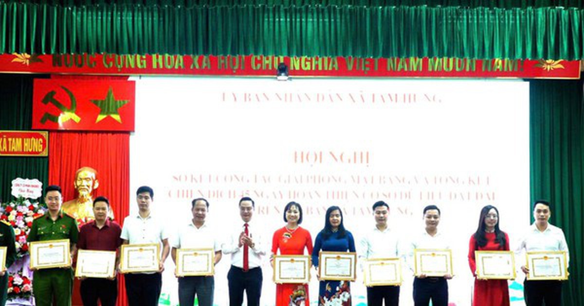 Xã Tam Hưng lọt top đầu thành phố về xây dựng cơ sở dữ liệu đất đai