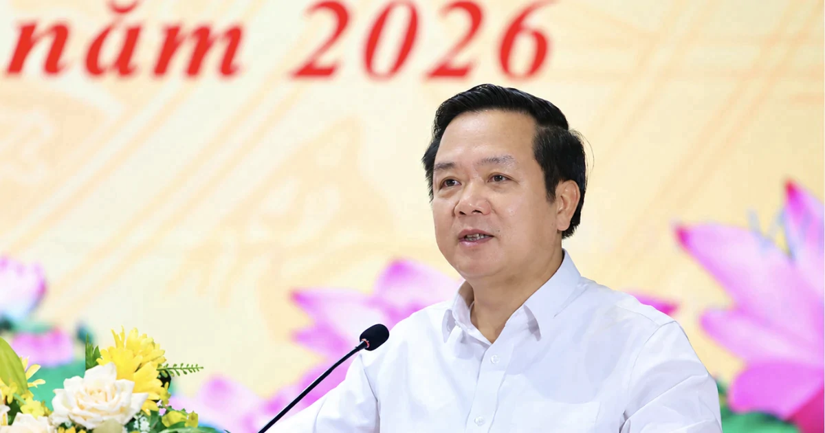 Bí thư Tỉnh ủy Hưng Yên Phạm Quang Ngọc đối thoại với nhân dân 11 xã