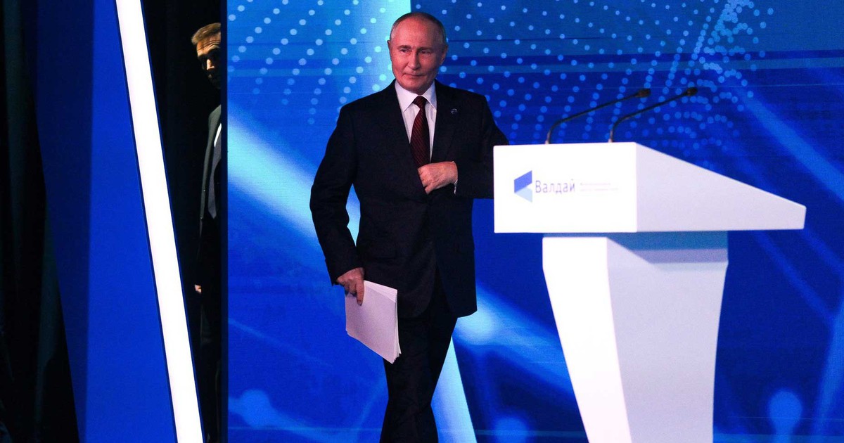 Họ luôn ở sát ông Putin, thậm chí ngủ ngay phòng kế bên: Nhóm tình báo Ukraine tiết lộ 4 danh tính