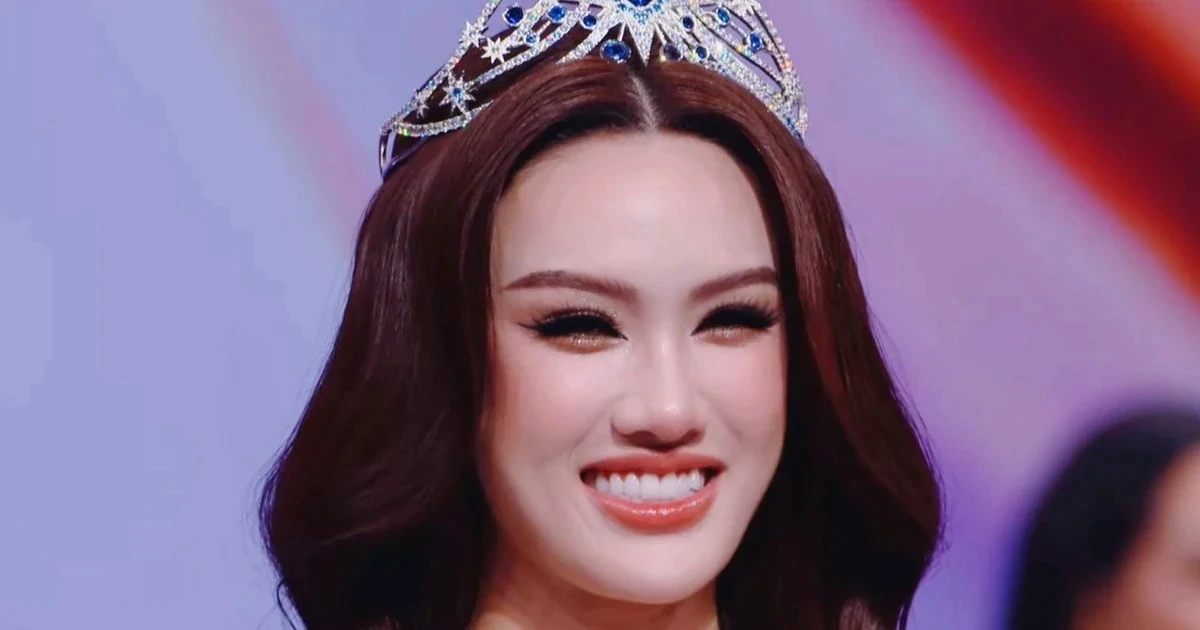 Trịnh Mỹ Anh bị tước vương miện