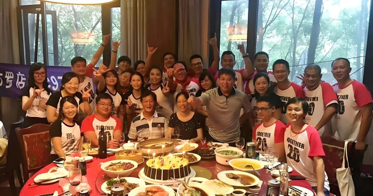 Đi họp lớp được hỏi lương hưu, tôi trả lời 8 triệu đồng, hôm sau nhận hơn 30 cuộc điện thoại từ sáng đến tối