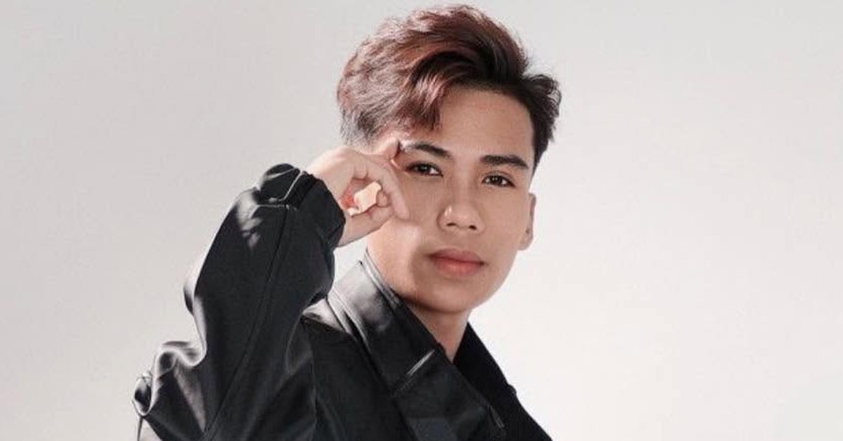 Bài hát Việt gom trọn 2 tỷ view thần tốc, càn quét loạt bảng xếp hạng, đưa chàng trai quê Quảng Trị lên top 1 cả nước