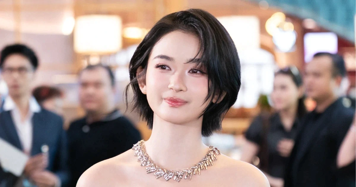 Hoa hậu Tiểu Vy, nam thần phòng vé trăm tỷ lao vào cuộc đua