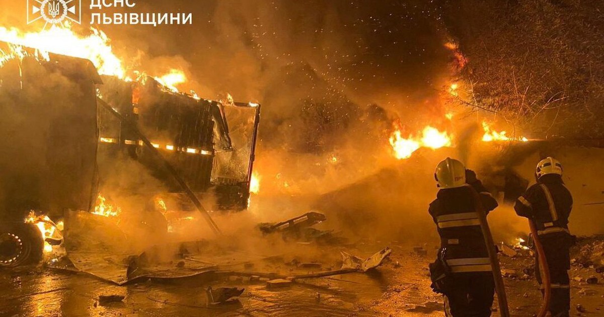 Nga bắn vũ khí xuyên phá! Thủ đô Kiev phong tỏa cầu, ban bố tình trạng khẩn cấp - Ông Putin cảnh báo về đòn hạt nhân