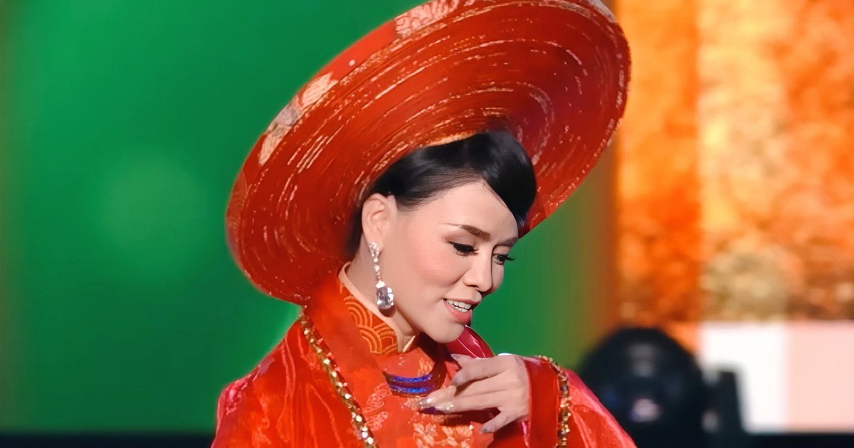 Nữ ca sĩ Việt 45 tuổi gặp bài học nhớ cả đời