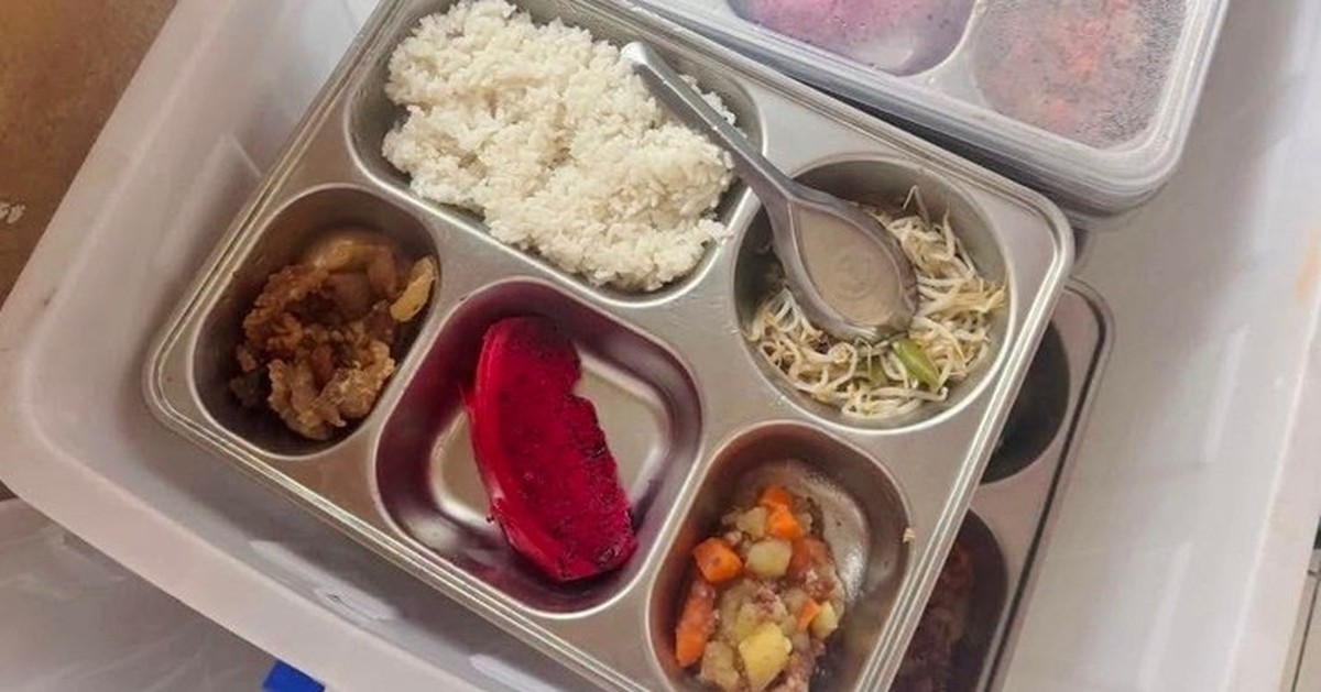 Vụ suất ăn "giống tóp mỡ": Nhà trường tổ chức bữa ăn bán trú trở lại