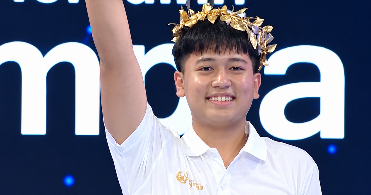 Nam sinh Khánh Hòa lội ngược dòng, giành vòng nguyệt quế tuần Olympia
