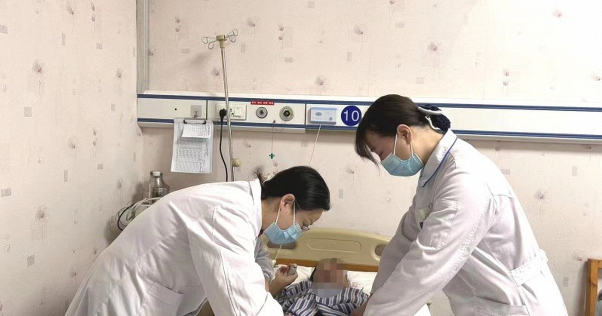 Cậu bé 14 tuổi suy thận rồi qua đời vì loại đồ uống "vạn người mê"