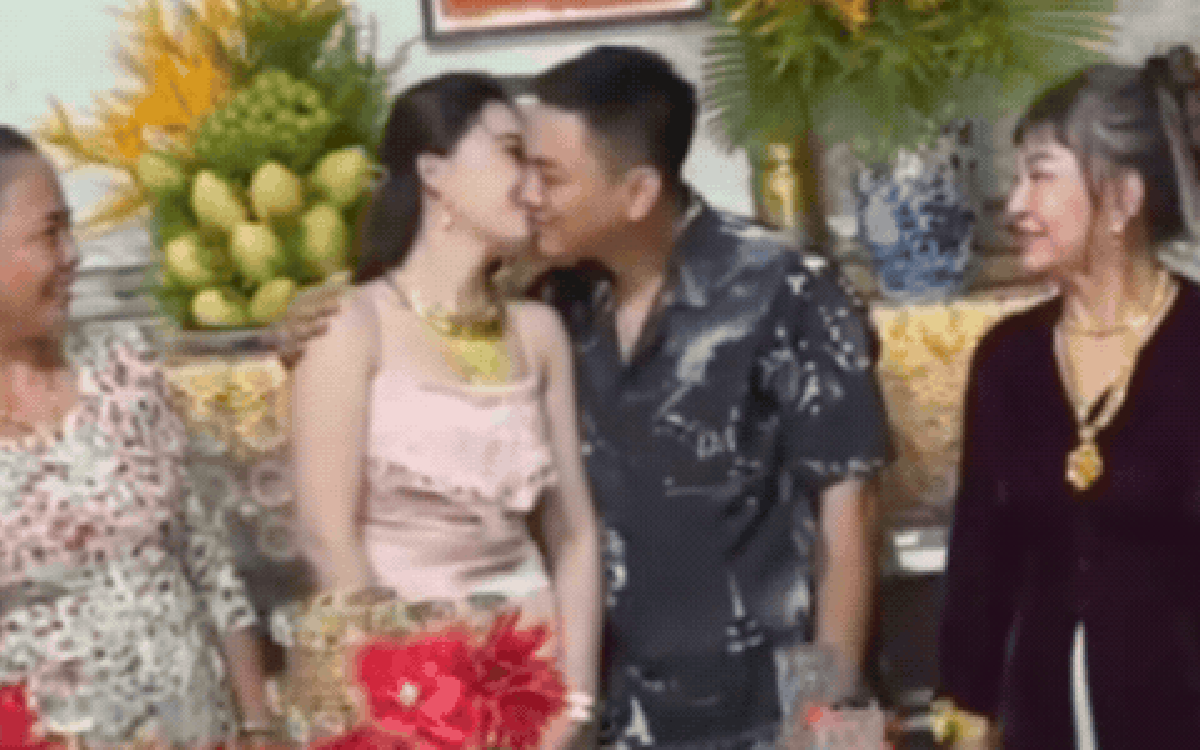 Đám cưới giản dị đến khó ngờ của Hoài Lâm và Ngọc Trinh ở quê
