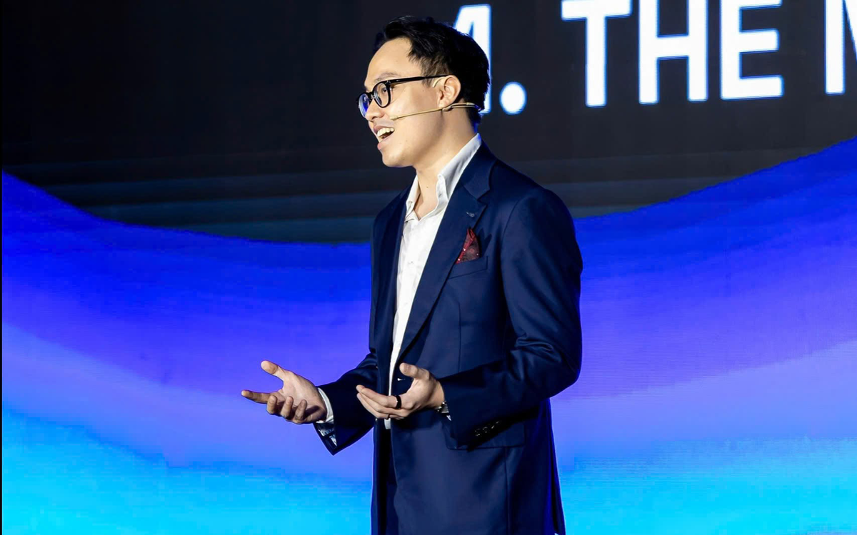 Người tài SN 1996 vừa được Trung tâm tài chính quốc tế TP.HCM giao vị trí quan trọng: Từng lọt Forbes 30 Under 30, làm Giám đốc đầu tư tại tập đoàn lớn của Thái Lan