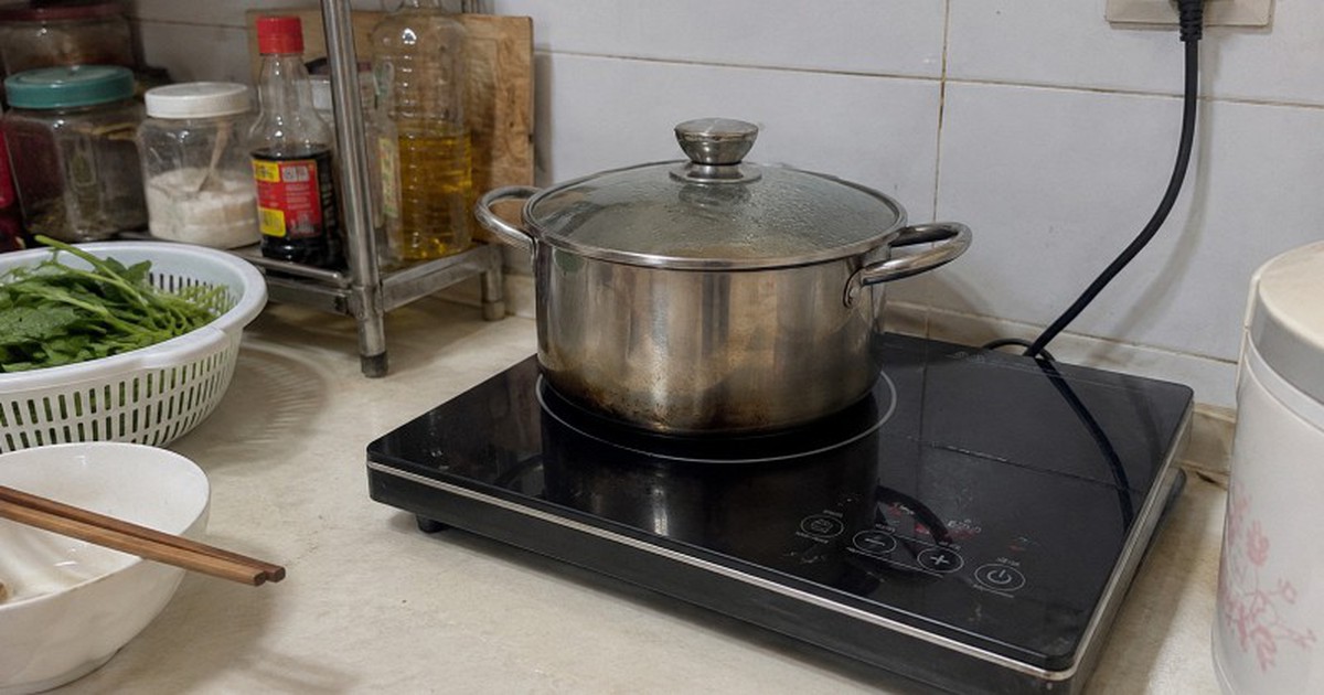 3 niềm vui, 2 nỗi sợ của người dùng bếp từ