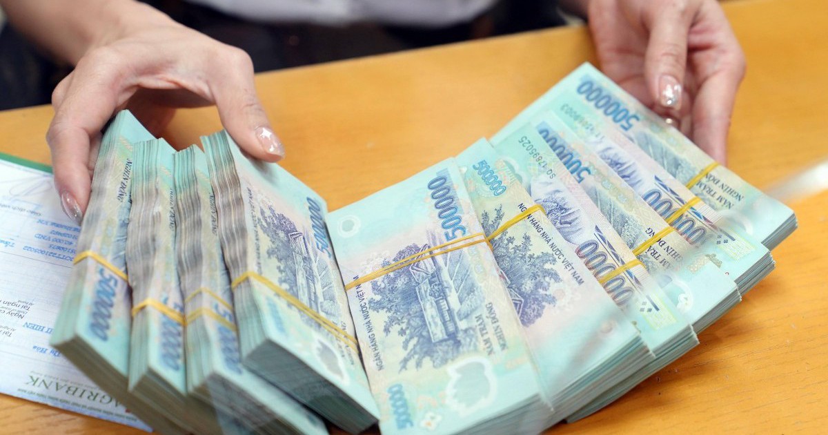 Loạt ngân hàng huy động lãi suất trên 9%/năm với quy mô hàng nghìn tỷ đồng