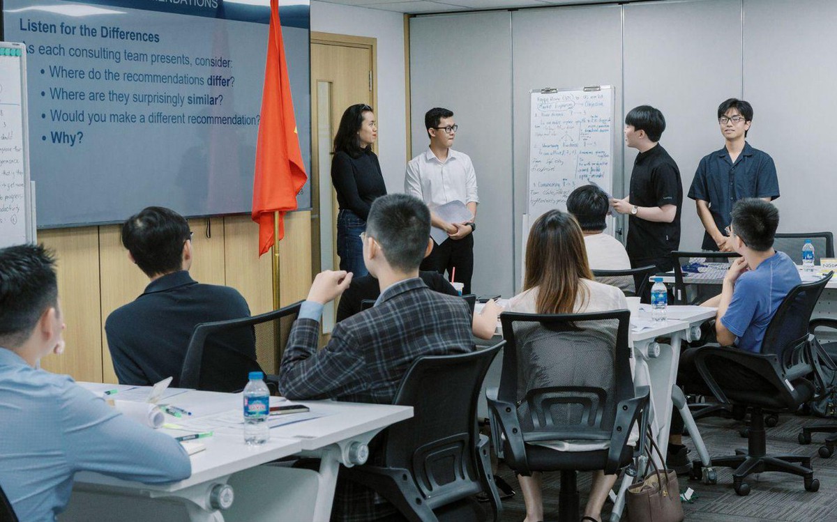 Từ chuyên gia đến nhà quản lý: Khi năng lực chuyên môn không còn là lợi thế duy nhất