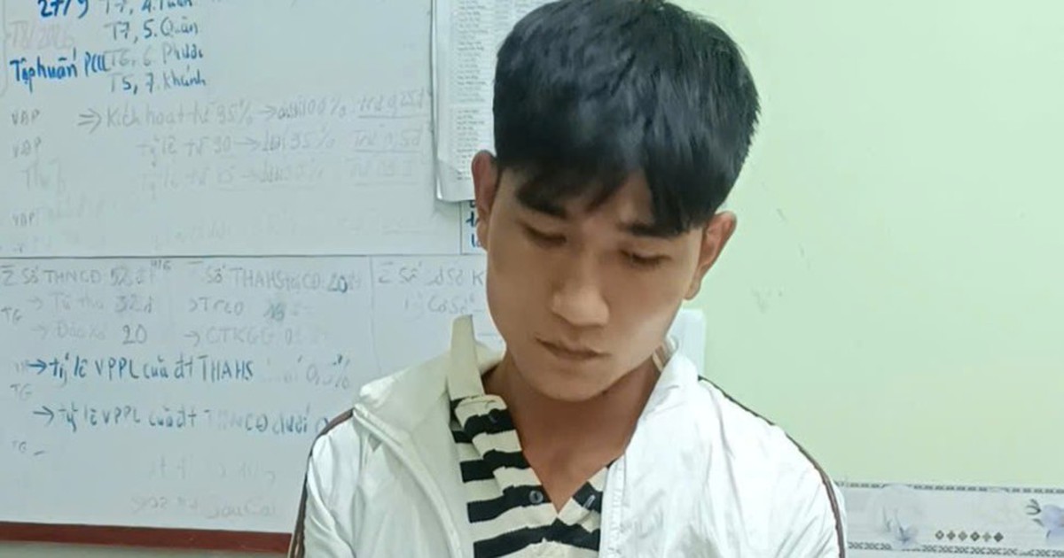 Tuần tra lúc 22 giờ, công an tạm giữ khẩn cấp Nguyễn Hữu Hiền SN 1998