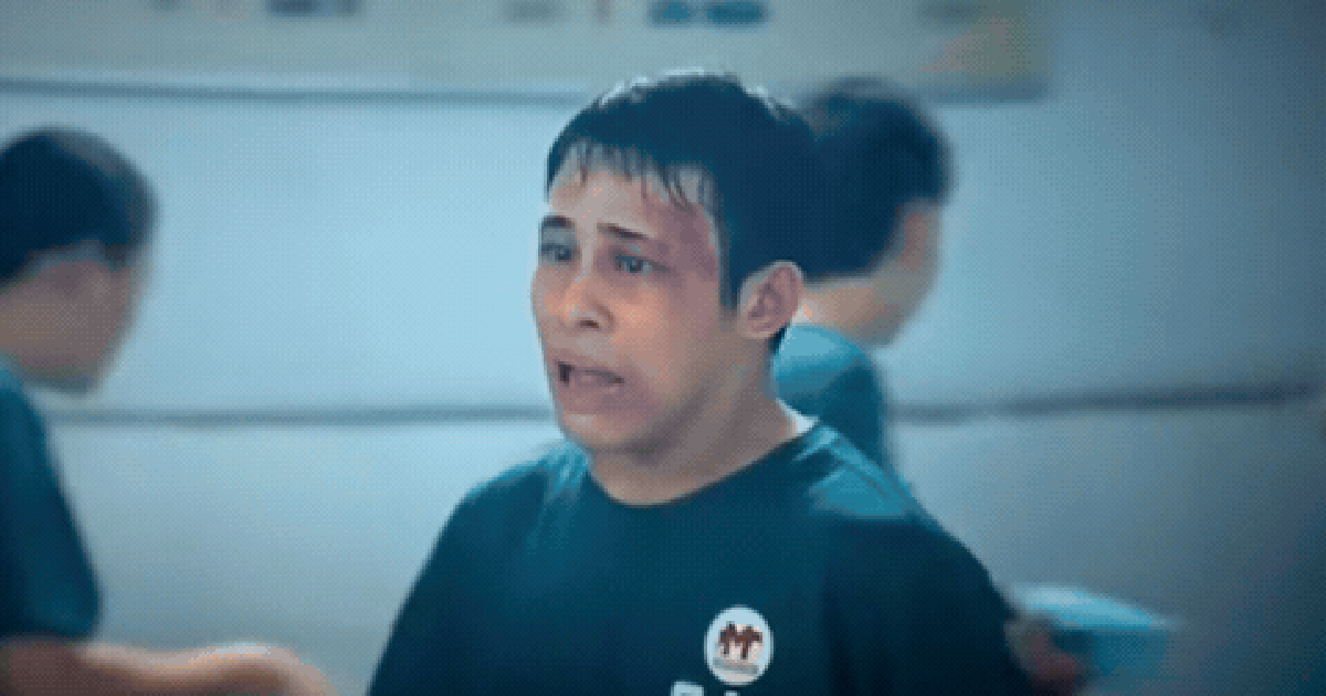 Nam diễn viên trong phim "Trại Buôn Người" vừa được vinh danh là gương mặt tiêu biểu, là Ủy viên Trung ương Hội LHTN Việt Nam