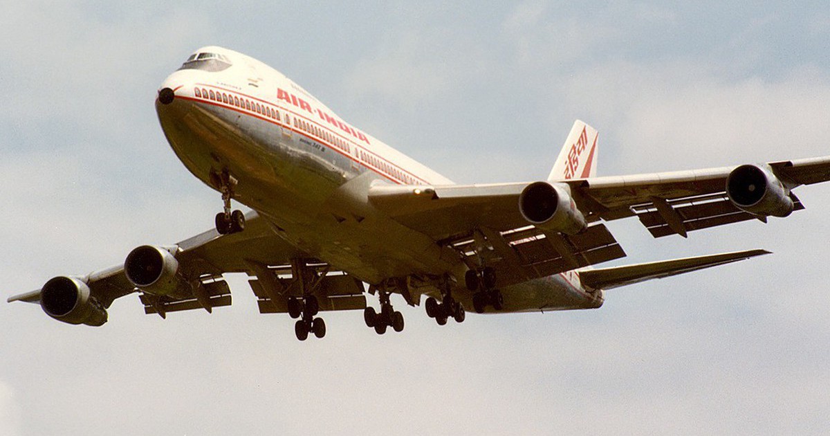 Máy bay bị cướp khiến 329 người thiệt mạng: Cả chiếc Boeing nổ tung ngay giữa không trung ở độ cao 9.000 mét