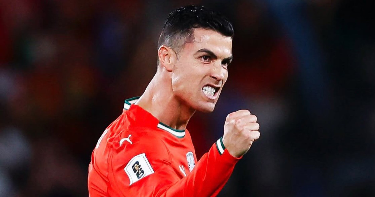 Tại sao phải đối xử đặc biệt với Ronaldo?