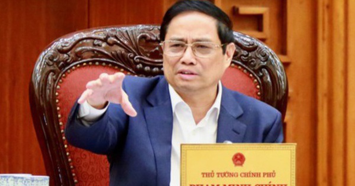 Thủ tướng: Sử dụng tiết kiệm xăng dầu, khuyến khích  dùng xe điện