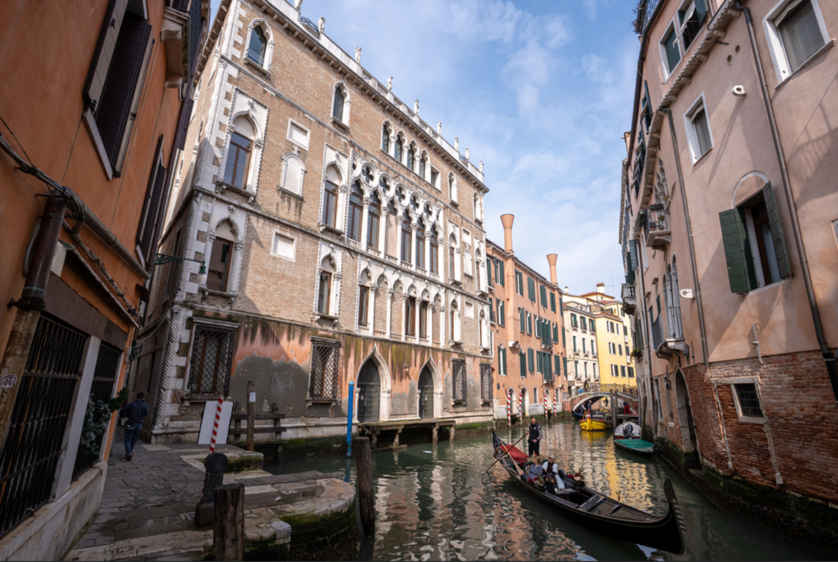 Việt Nam lần đầu tiên làm điều này tại cung điện lịch sử từ thế kỷ 15 của Italy