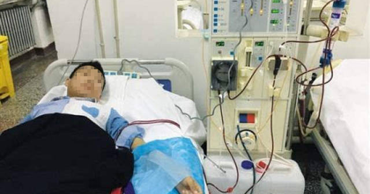 Nam CEO 28 tuổi phát hiện suy thận, bác sĩ cảnh báo 7 thói quen "phá thận" nhiều người trẻ vẫn lặp lại mỗi ngày