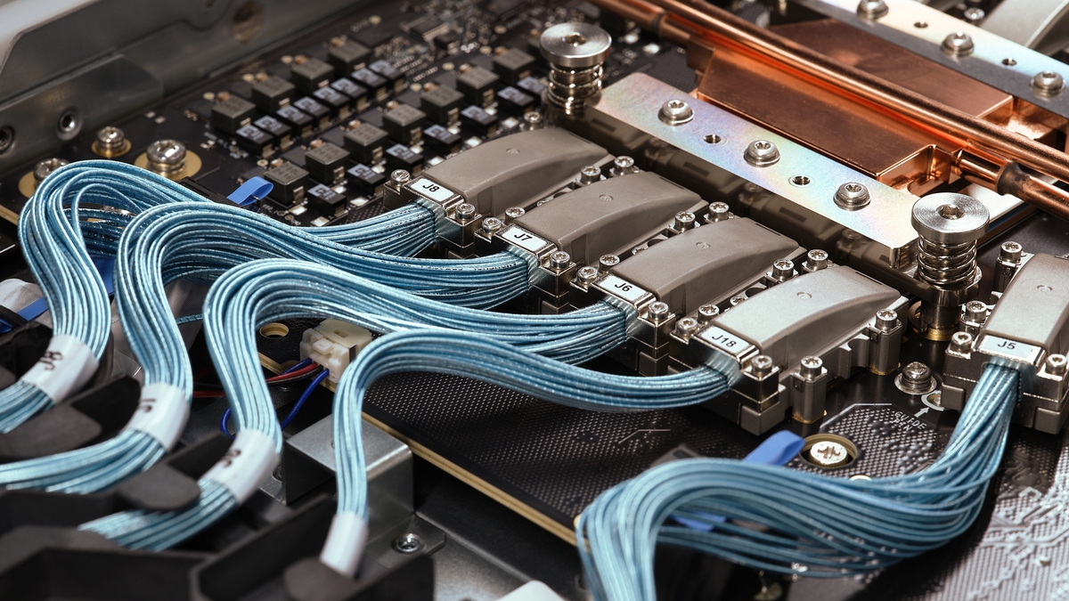 Hạ tầng AI cũ đã chạm ngưỡng, AMD, NVIDIA, Microsoft và OpenAI lập liên minh tạo bước ngoặt mới về công nghệ hạ tầng