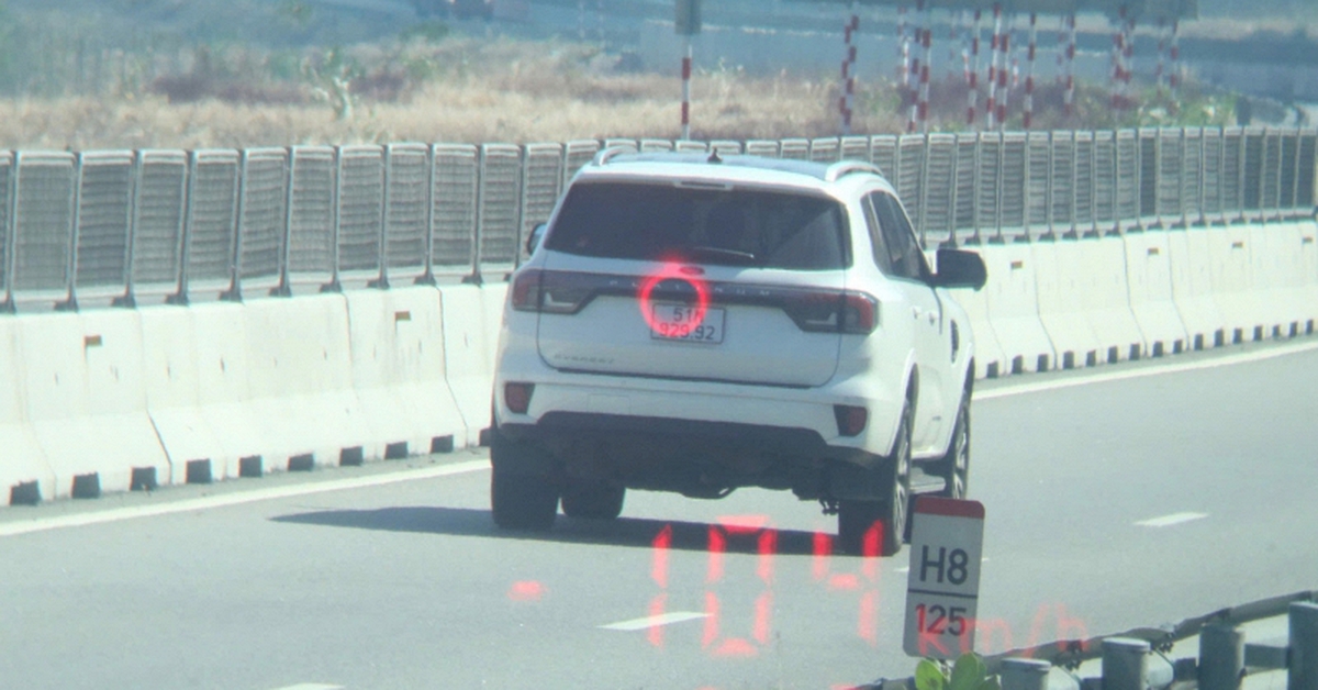 Toàn tuyến đường này đã phủ kín camera phạt nguội của Cục CSGT, mọi vi phạm đều bị ghi hình