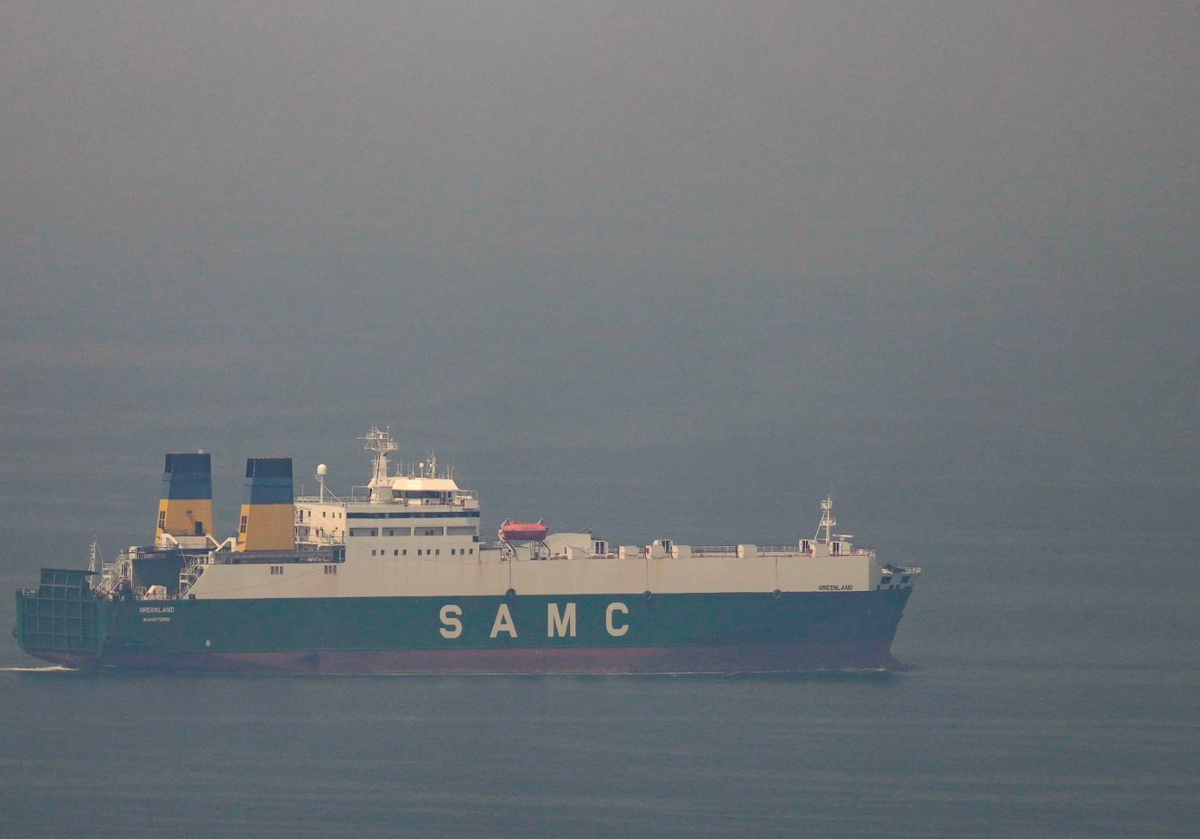 Tổng thống Trump "nhờ" Trung Quốc hỗ trợ mở cửa Eo biển Hormuz: Bắc Kinh có động thái "lạ"